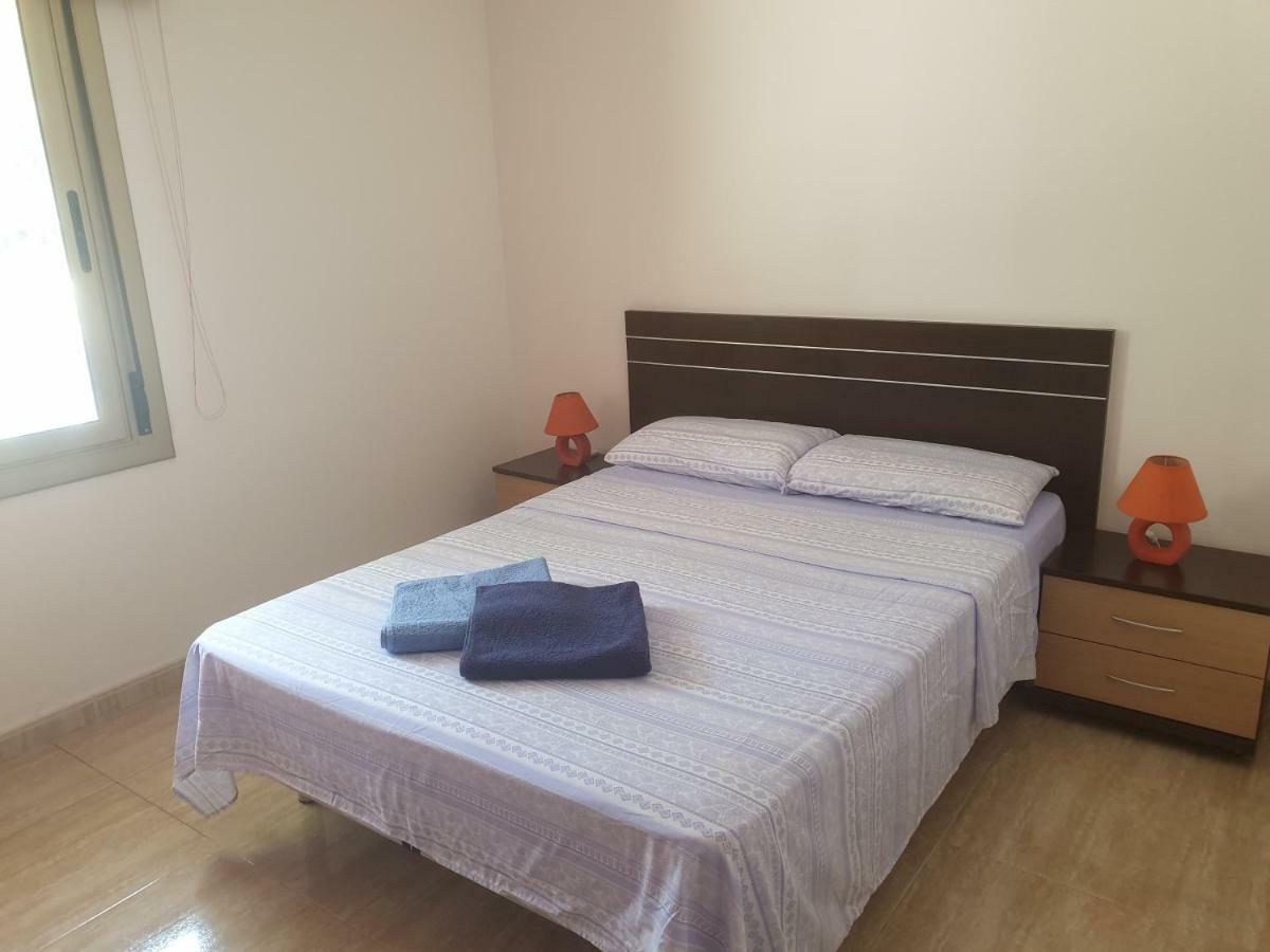 Апартаменты Apartamento Kristina Салоу Экстерьер фото